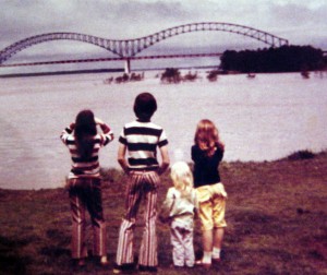 the sibs & me in Memphis history (I'm the only redhead)