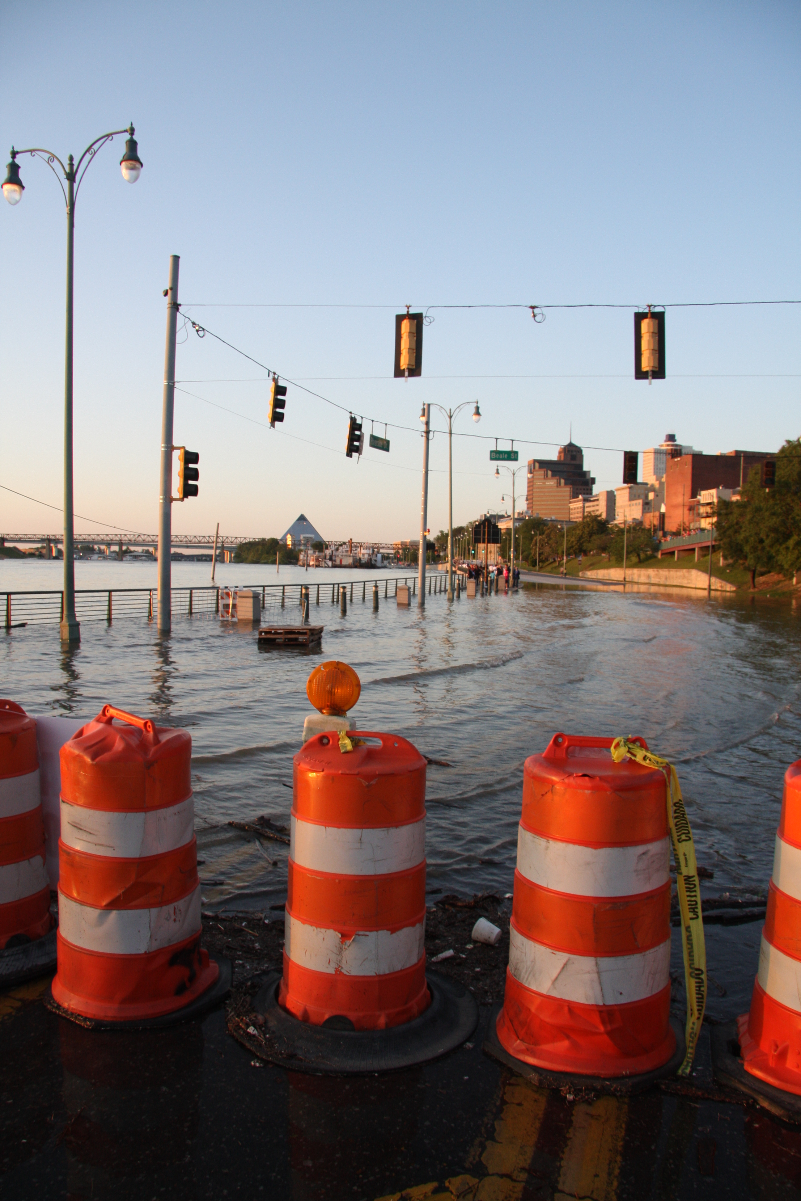 road closures in Memphis