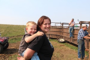 IMG_1266 Val & Eli in the holding pen