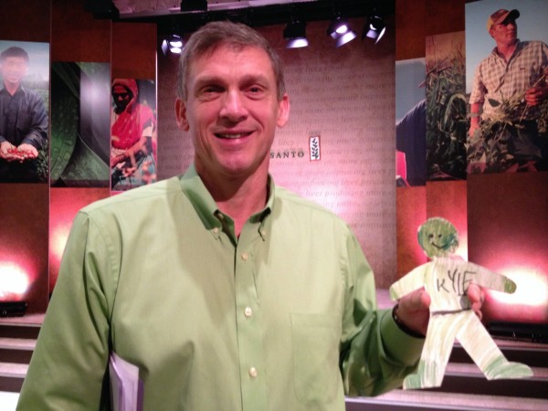 Monsanto EVP Jerry Steiner with Flat Stanley