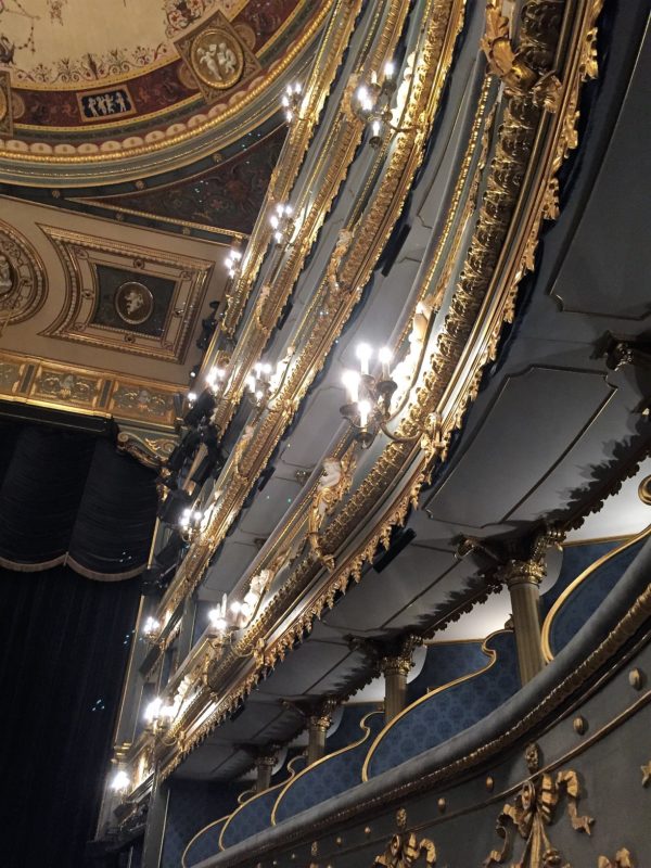 inside-the-prague-opera-house