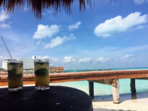 mango mojitos on the beach